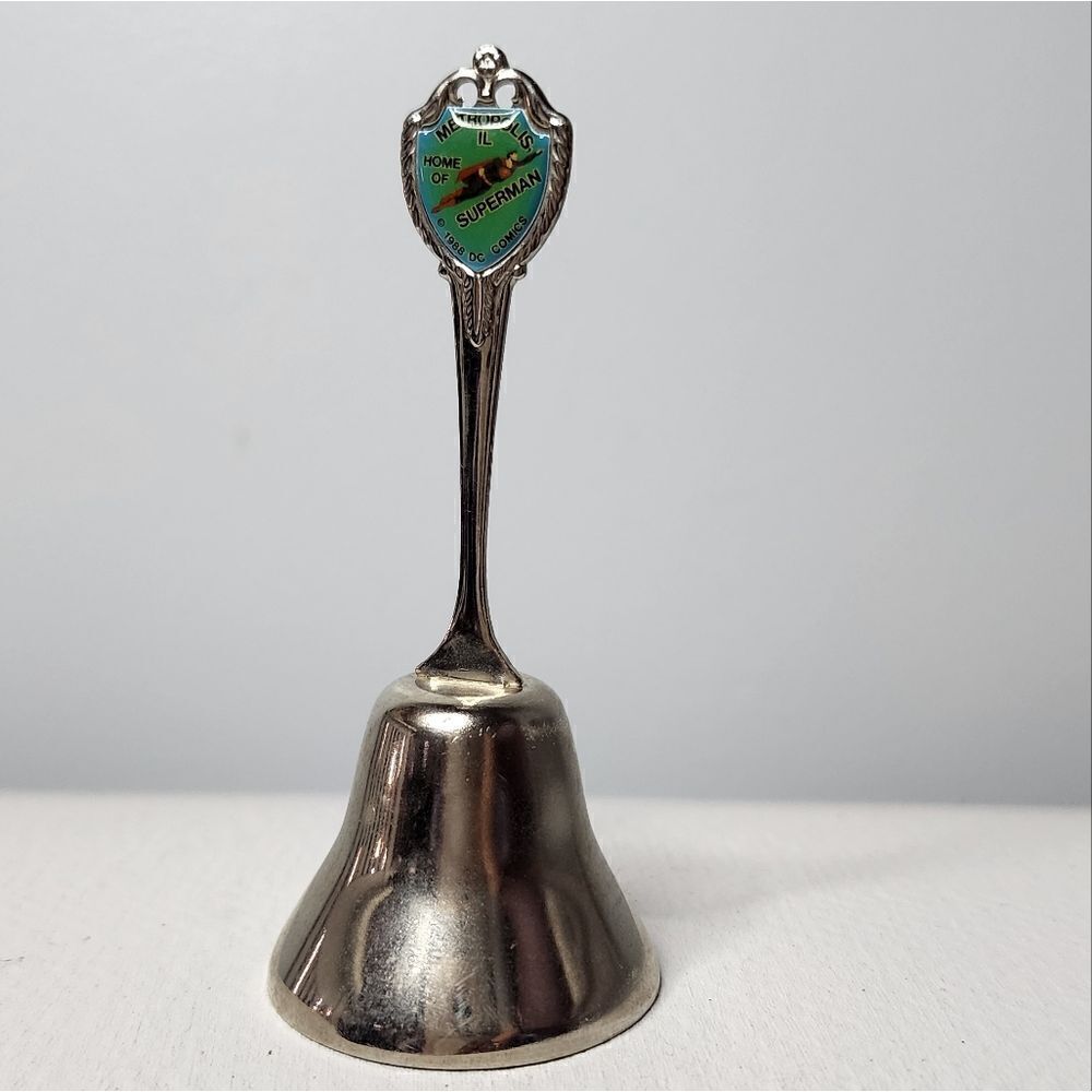 Vintage 1988 DC Comic Metropolis IL  SUPERMAN Collectable Metal Miniature Bell